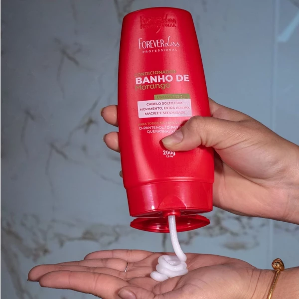 FOREVER LISS - CONDICIONADOR BANHO DE VERNIZ MORANGO 200g